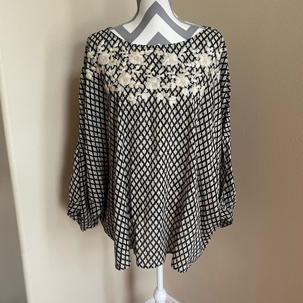 NEW w/ Tags J. Jill Black and Cream Embroidered Blouse - Top - Shirt - Size: 4X